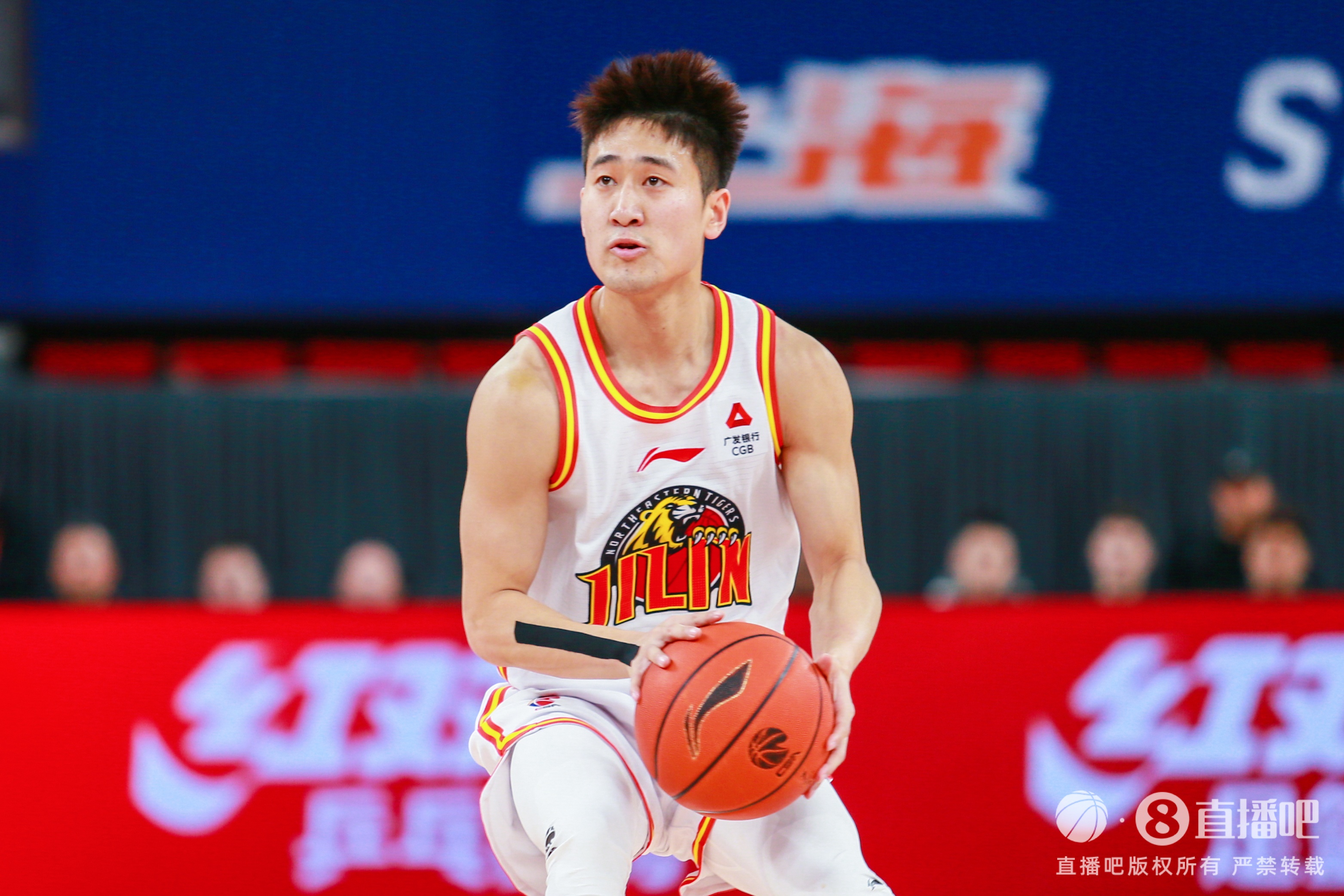 效率不高！姜偉澤13中5拿到14分 三分9中2