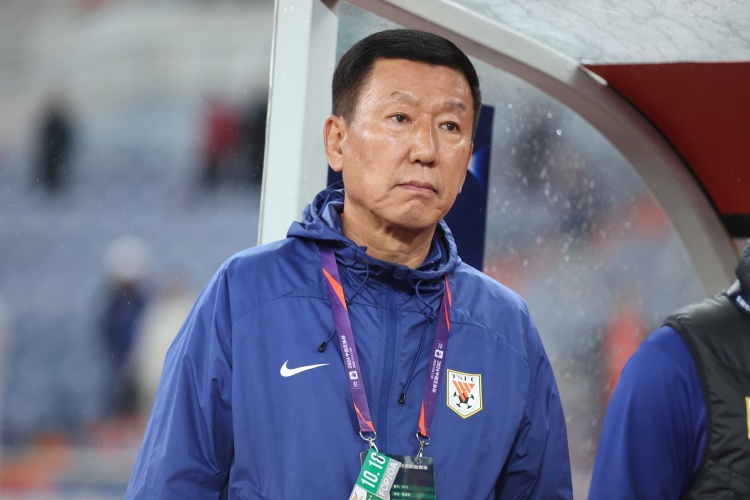 崔康熙：間歇期被抽調(diào)了很多球員訓練受影響，國腳每人狀態(tài)不同